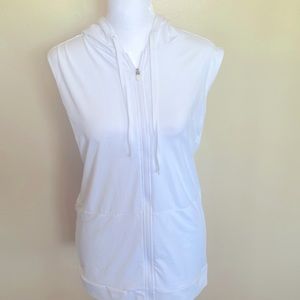 Fabletics sleeveless zip up hoodie, white, small